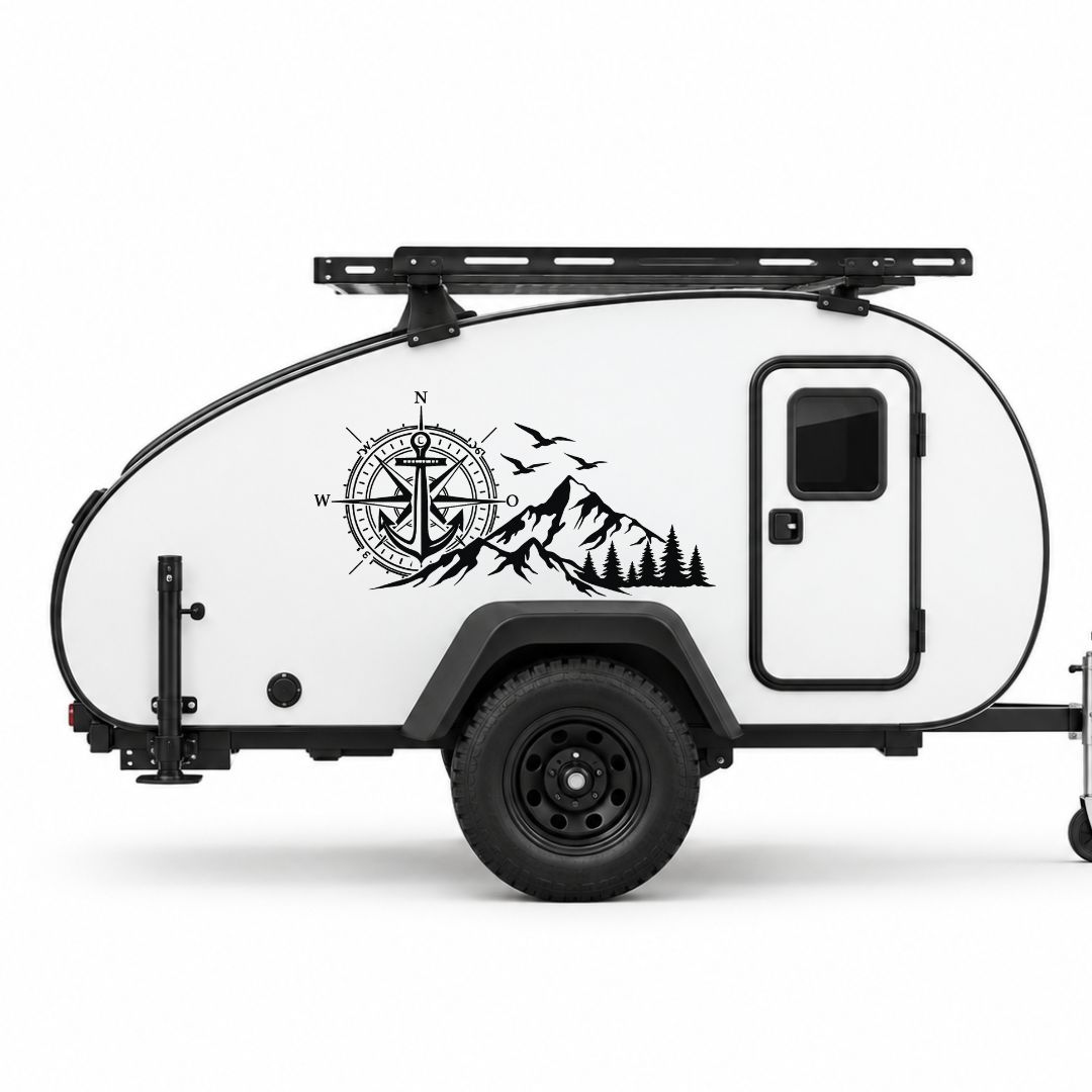 Camper Aufkleber Kompass Anker Berge & Wald